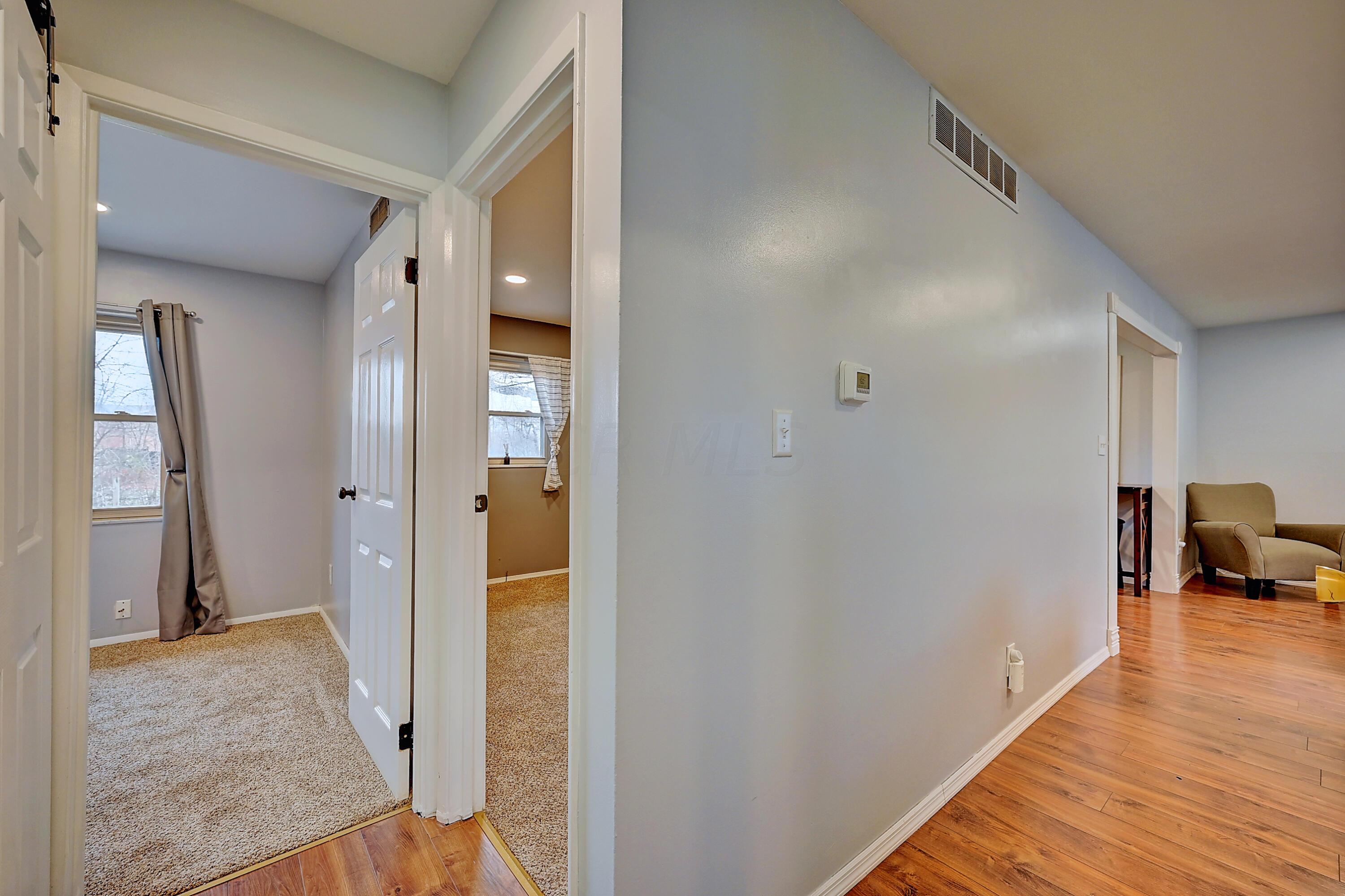 5594 Norcross Road Columbus, OH 43229 - Photo 13 of 33 Hallway bedroom 2 & 3