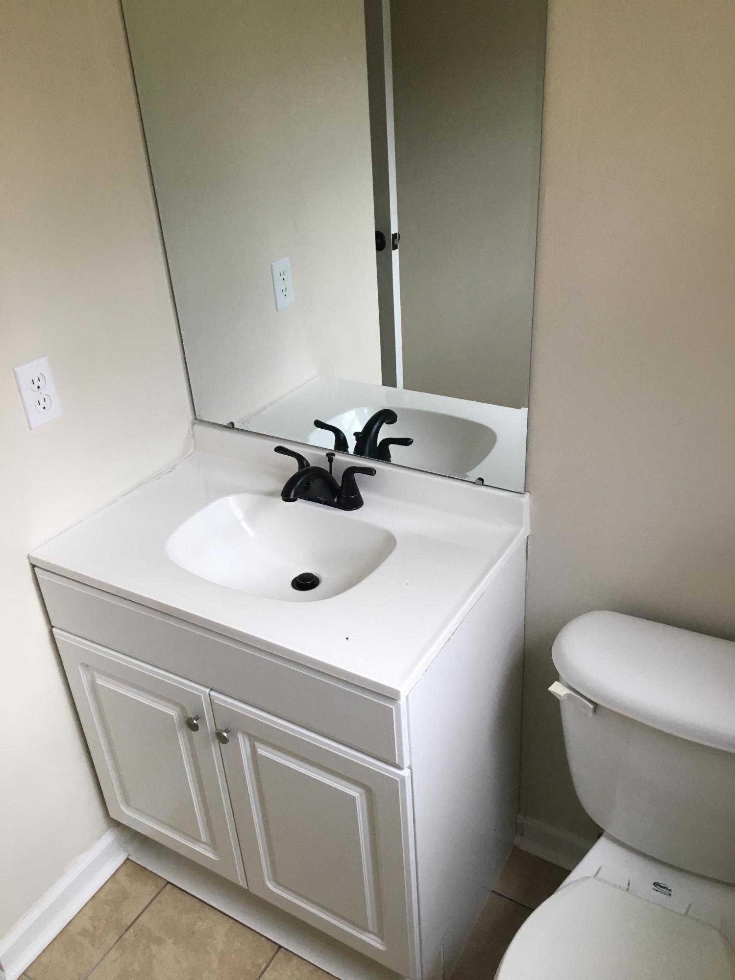 6681 Sandswitch Road Hixson, TN 37343 - Photo 13 of 25 Powder room main