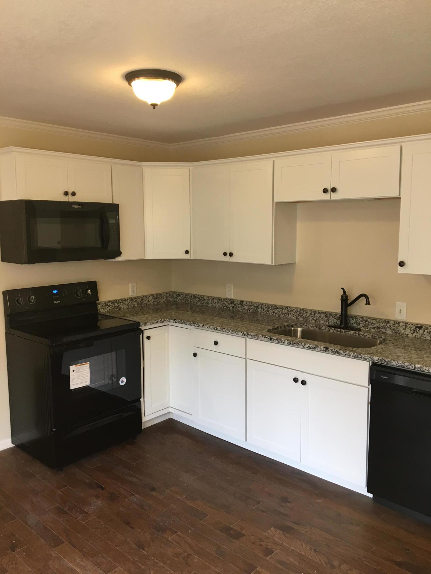 6681 Sandswitch Road Hixson, TN 37343 - Photo 7 of 25 Kitchen 1