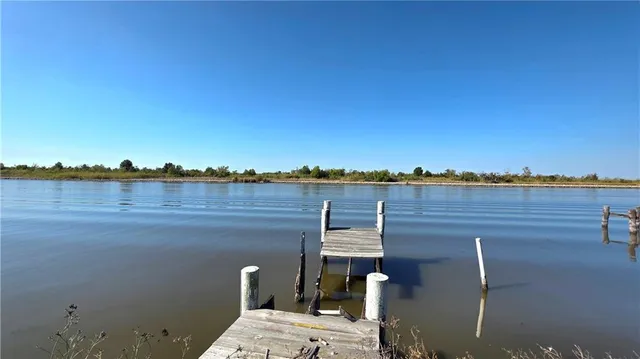 $299,000 | 5794 Jean Lafitte Boulevard, Lafitte, LA 70067