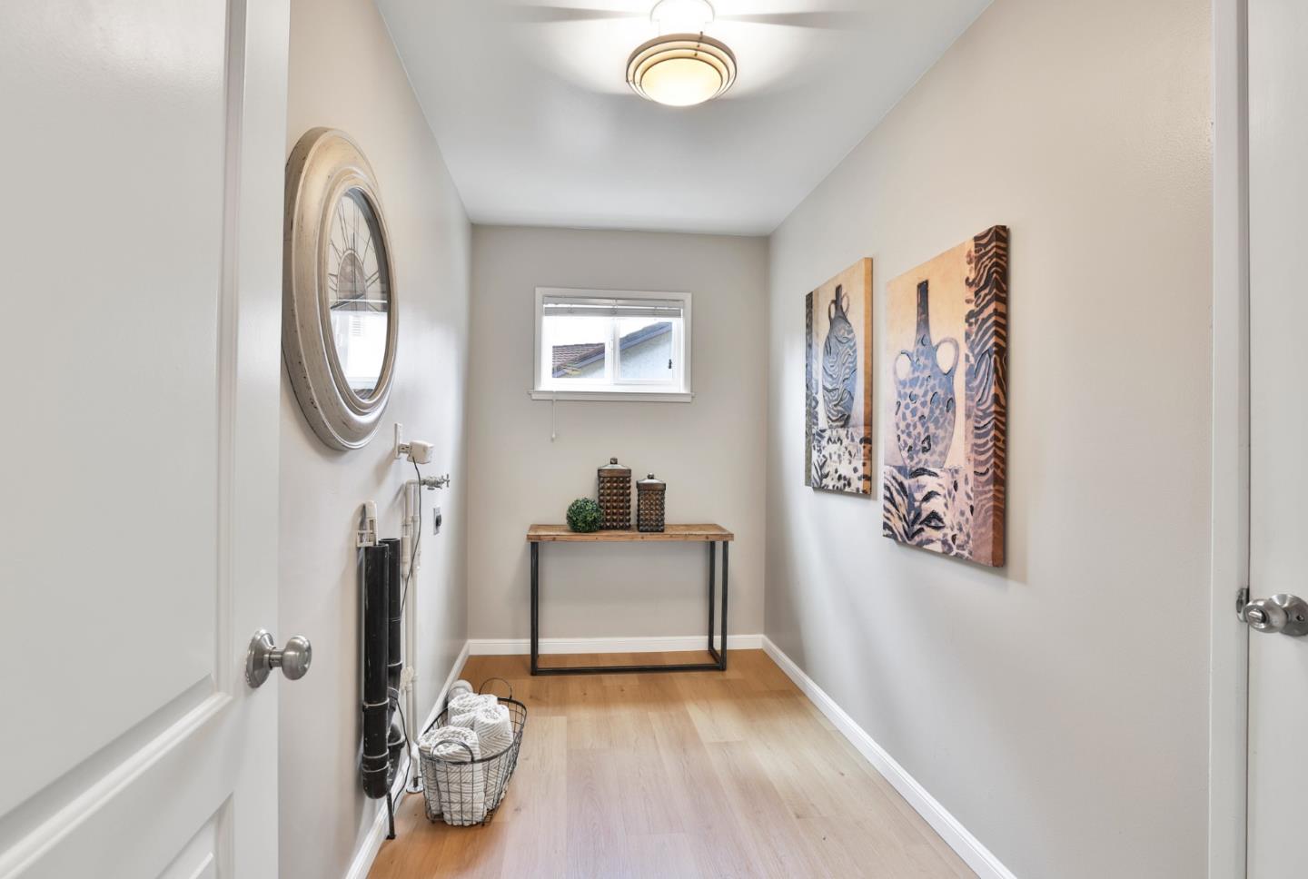 148 Jacinto Way Sunnyvale, CA 94086 - Photo 17 of 27 a view of living room washer and dryer