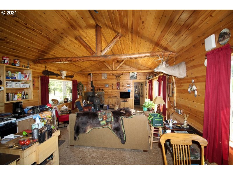 63840 Davis Creek Road Enterprise, OR 97828 - Photo 12 of 29