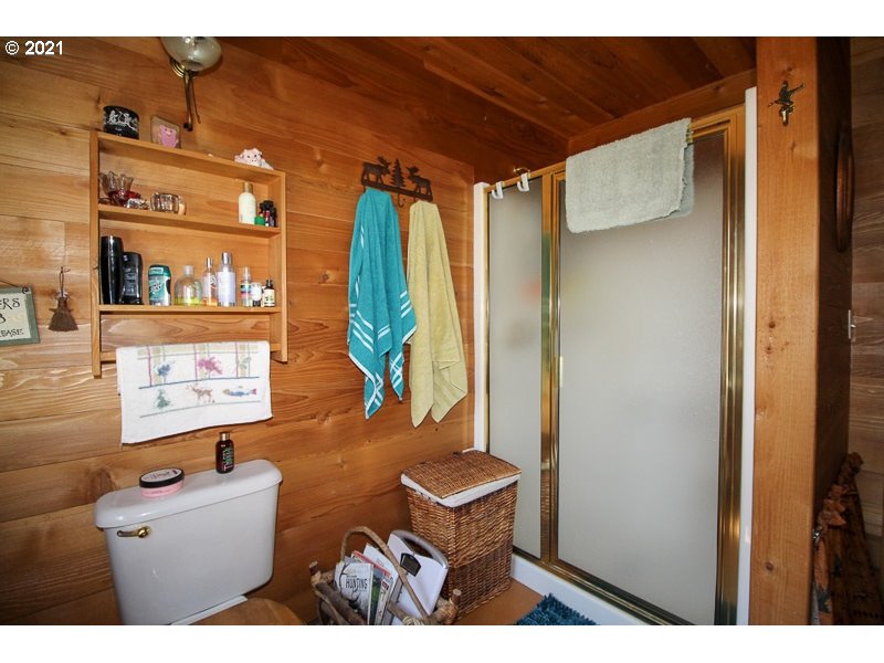 63840 Davis Creek Road Enterprise, OR 97828 - Photo 17 of 29