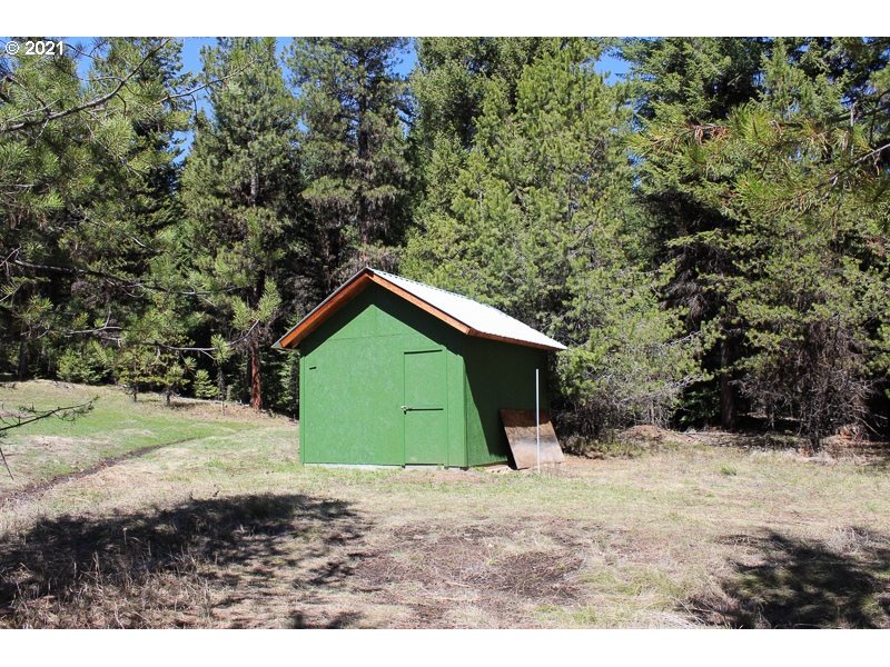 63840 Davis Creek Road Enterprise, OR 97828 - Photo 24 of 29