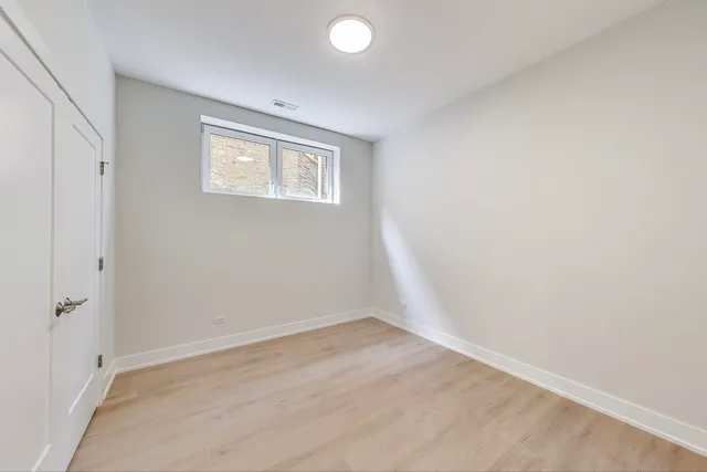 $639,000 | 3339 North Ridgeway Avenue, Unit 1N, Chicago, IL 60618