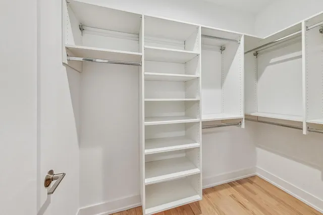 $639,000 | 3339 North Ridgeway Avenue, Unit 1N, Chicago, IL 60618