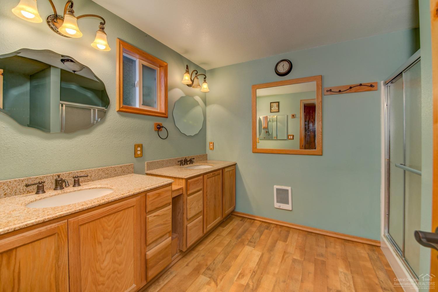 60070 Agate Road Bend, OR 97702 - Photo 11 of 23 Additional Photo