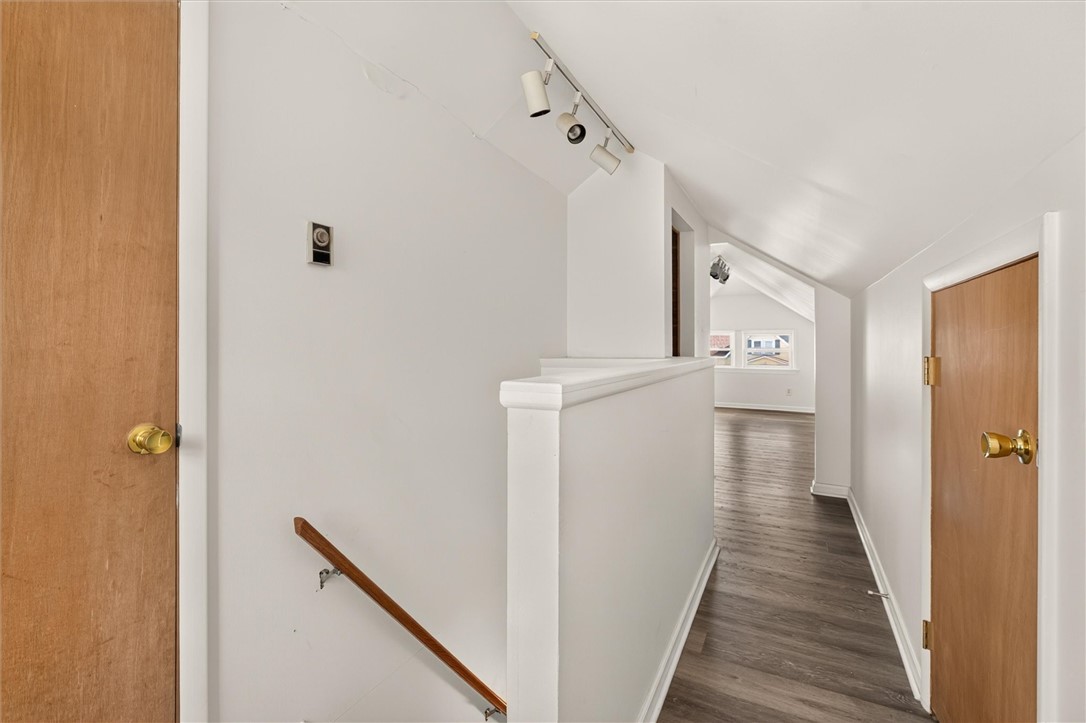104 Castleford Road Greece, NY 14616 - Photo 14 of 27 Gallery Image 14