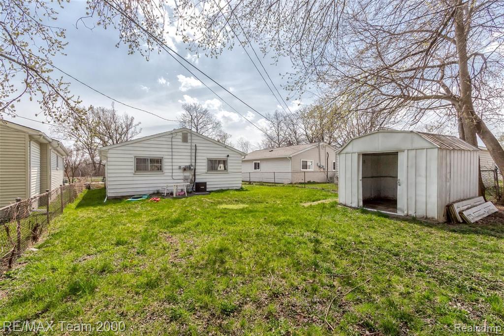 26744 Beverly Road Taylor, MI 48180 - Photo 22 of 24