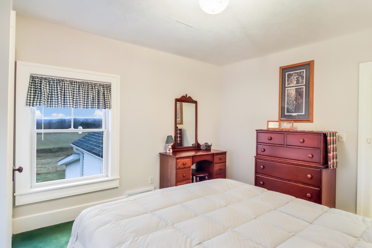 6254 River Road Benzonia, MI 49616 - Photo 26 of 35 Gallery Image 26