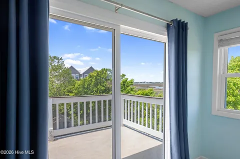 $530,000 | 223 Oyster Lane, North Topsail Beach, NC 28460