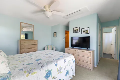 $530,000 | 223 Oyster Lane, North Topsail Beach, NC 28460