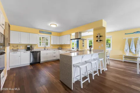 $530,000 | 223 Oyster Lane, North Topsail Beach, NC 28460
