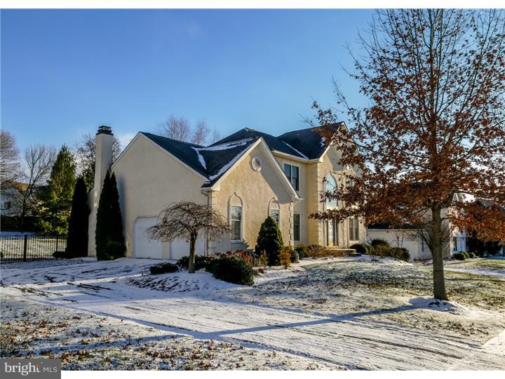 124 Hope Road Holland, PA 18966 - Photo 2 of 25 Exterior Side