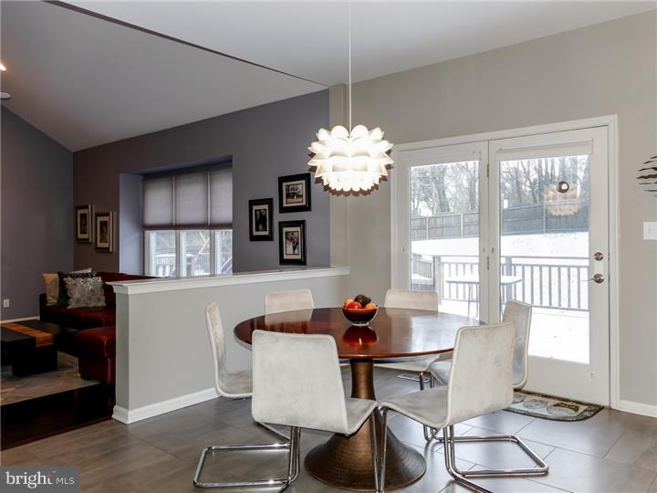 124 Hope Road Holland, PA 18966 - Photo 11 of 25 Breakfast Room