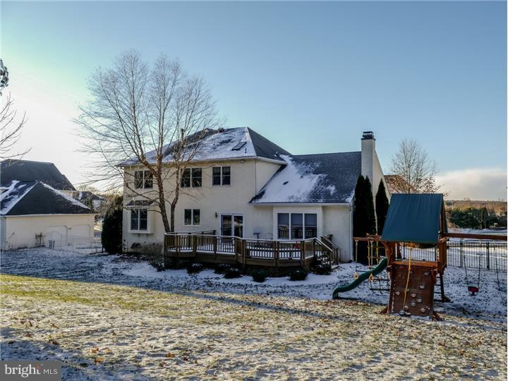 124 Hope Road Holland, PA 18966 - Photo 24 of 25 Exterior Back