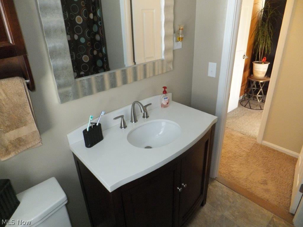 1706 Lorimer Road Cleveland, OH 44134 - Photo 6 of 12