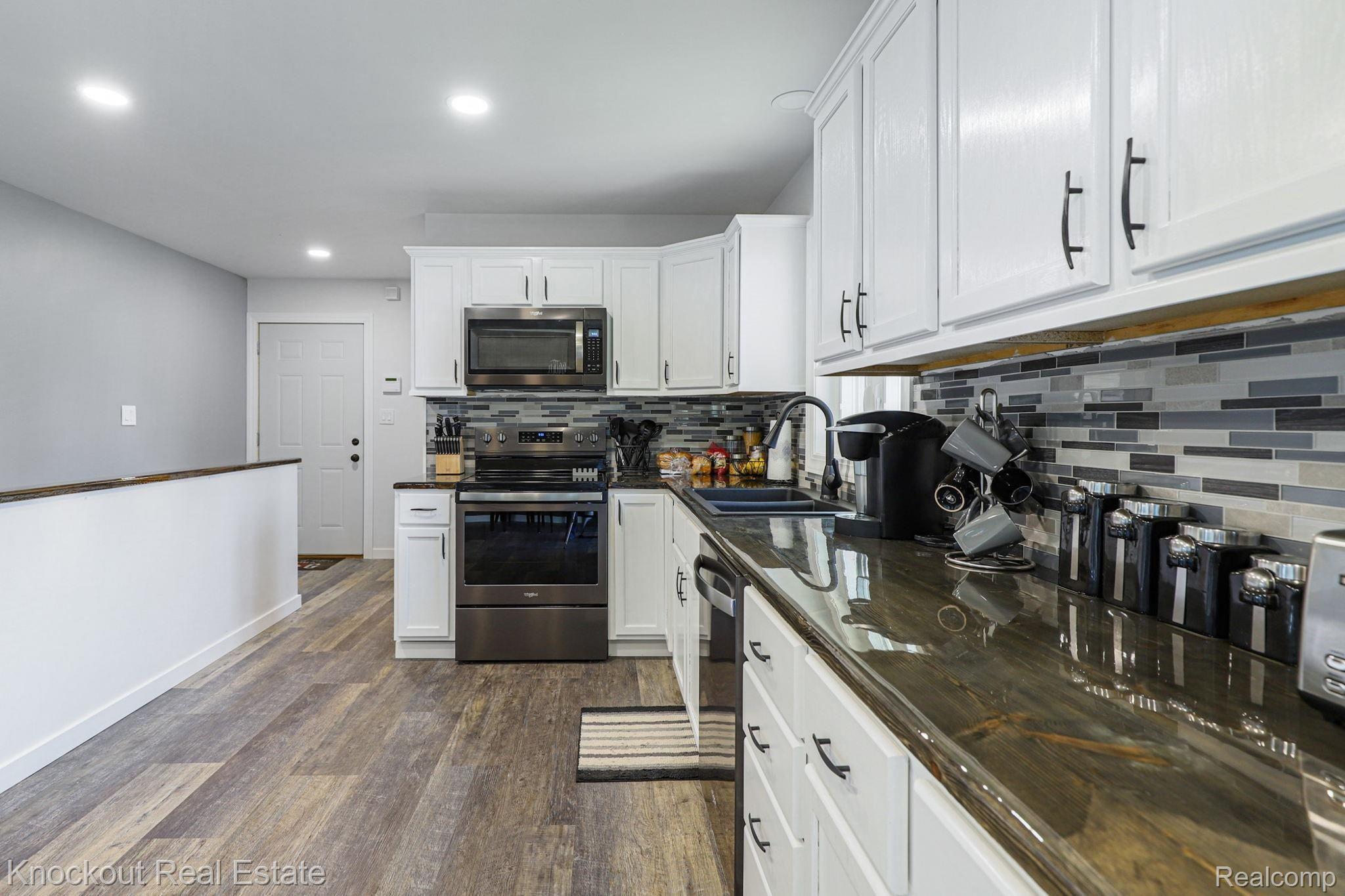 6029 Waterman Road Vassar, MI 48768 - Photo 11 of 68 15-web-or-mls-6029 Waterman Rd Vassar -15.jpg