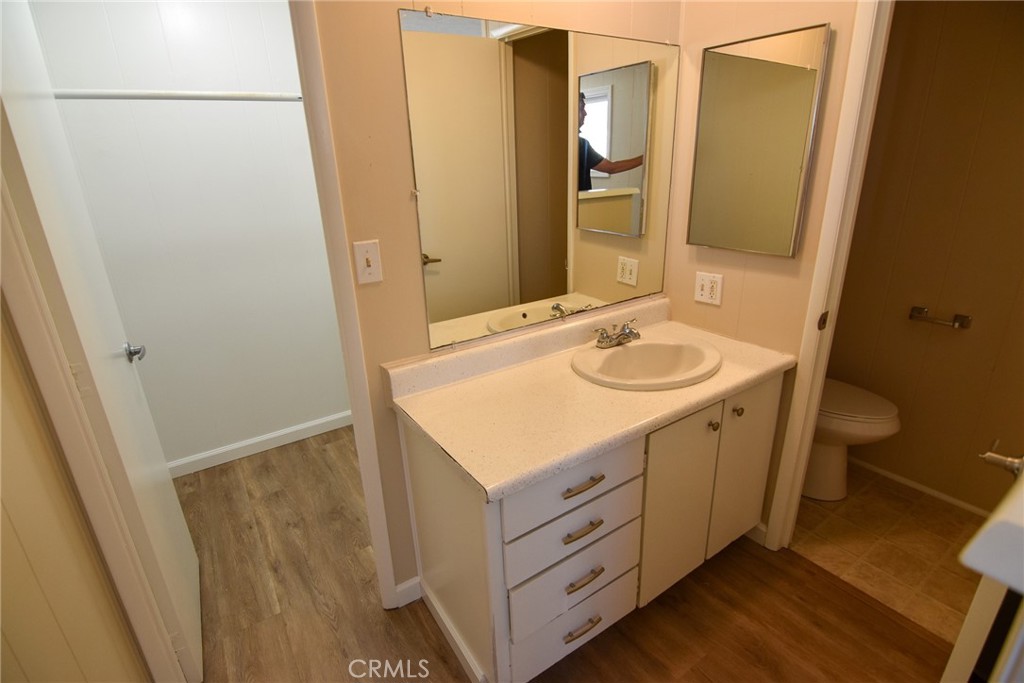 340 3rd Avenue, Unit 43 Pacifica, CA 94044 - Photo 8 of 19 a bathroom with a sink and a mirror