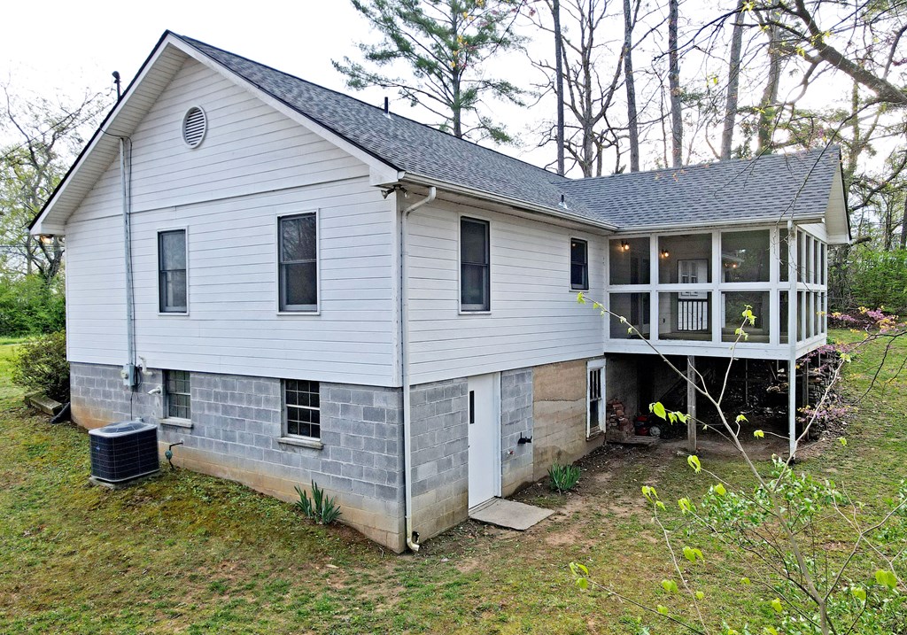 265 Ross Road Blue Ridge, GA 30513 - Photo 14 of 52