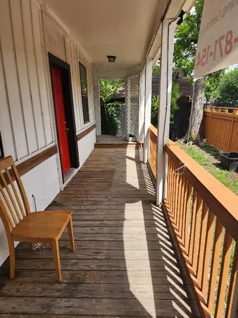 $1,595 | 1501 Noble Street, Unit 5, Houston, TX 77009