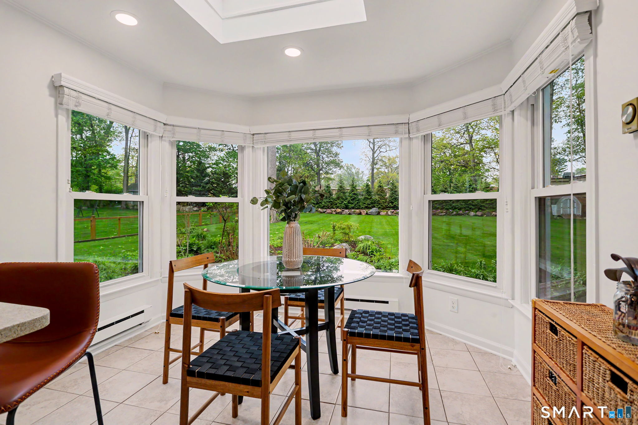 147 Berrian Road Stamford, CT 06905 - Photo 17 of 40