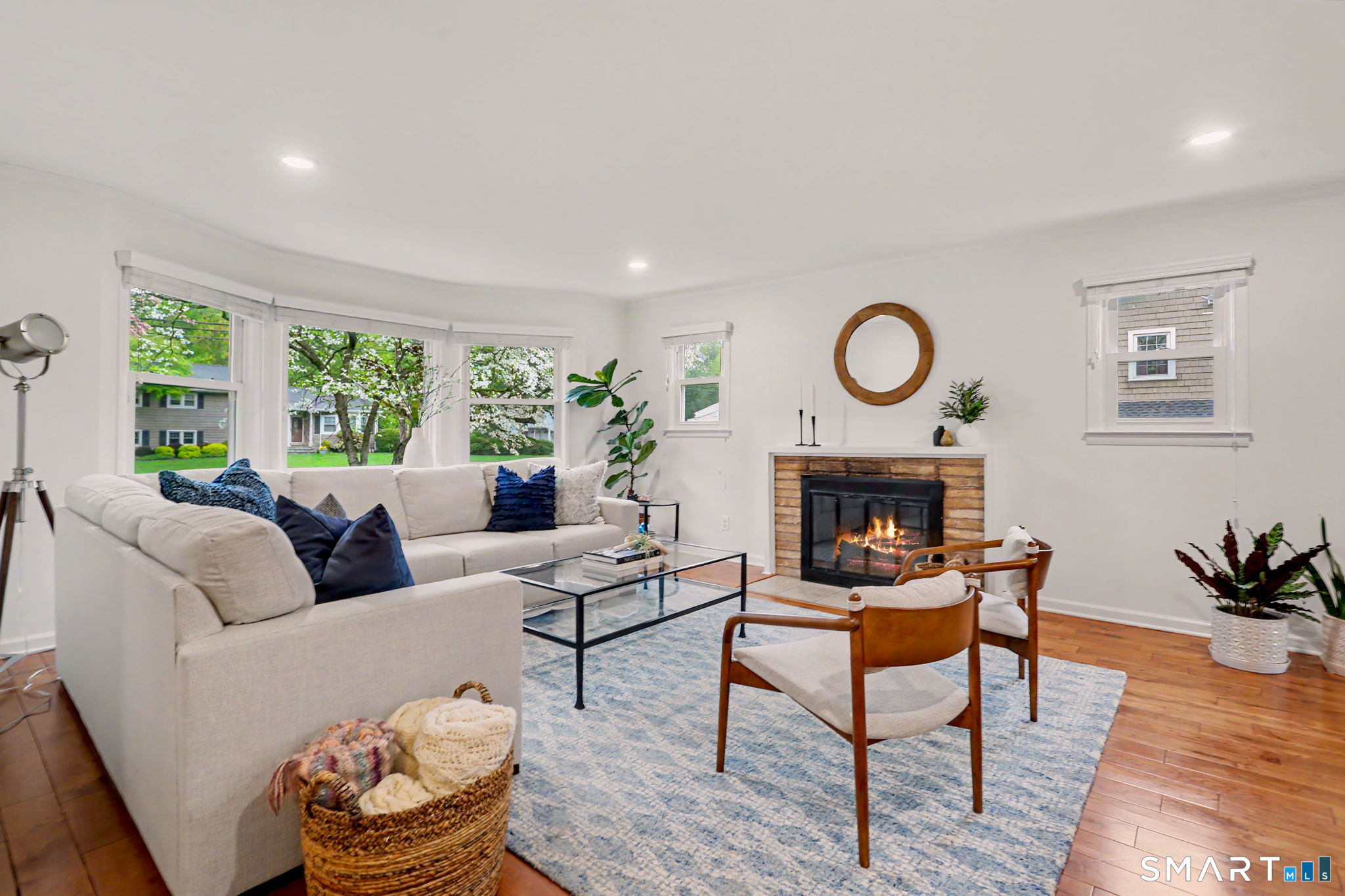 147 Berrian Road Stamford, CT 06905 - Photo 9 of 40