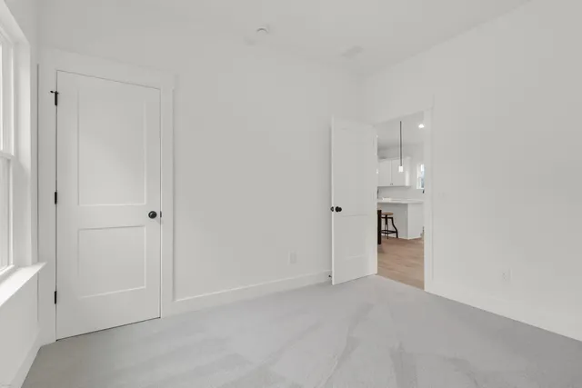 $2,850 | 2304 Delano Street, Charleston, SC 29405