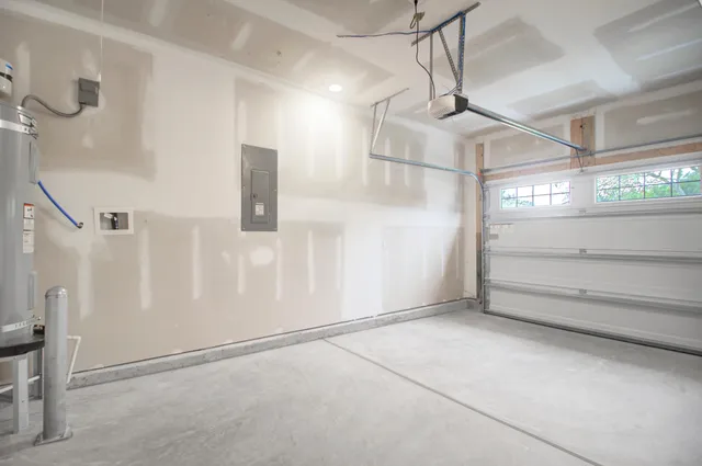 $2,850 | 2304 Delano Street, Charleston, SC 29405