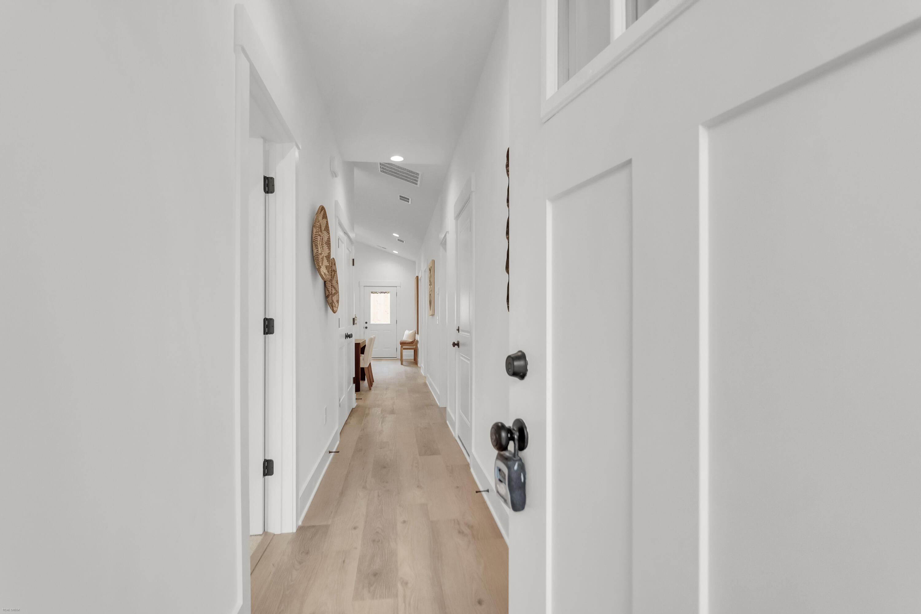 2304 Delano Street Charleston, SC 29405 - Photo 2 of 22 Entryway