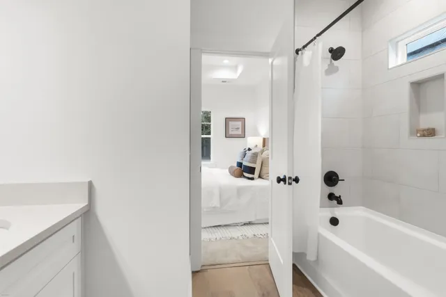 $2,850 | 2304 Delano Street, Charleston, SC 29405