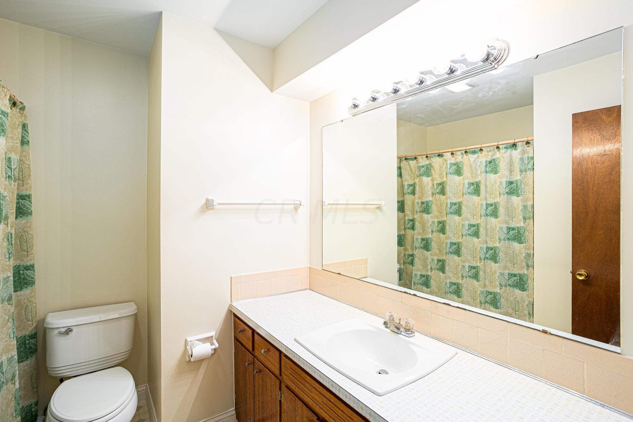 1091 Chestershire Road Columbus, OH 43204 - Photo 30 of 58
