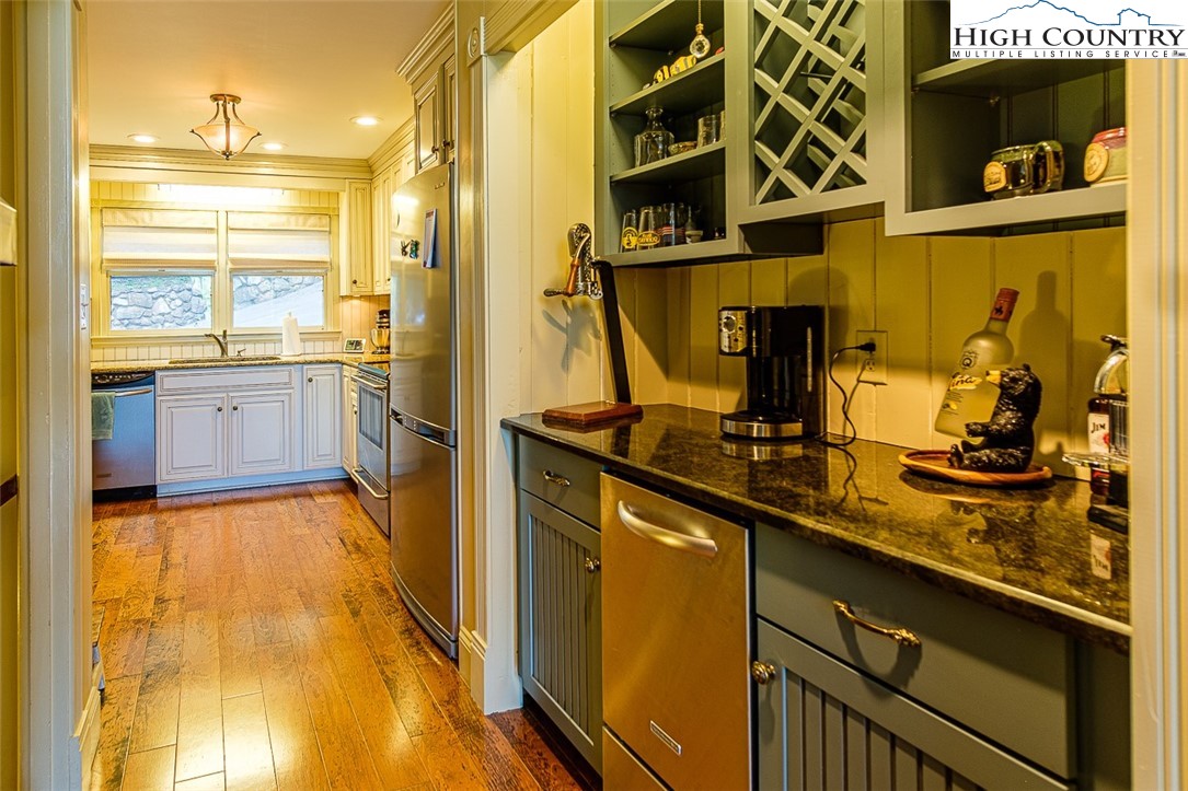 344 Meadow View Road Glade Valley, NC 28627 - Photo 11 of 20 Gallery Image 11