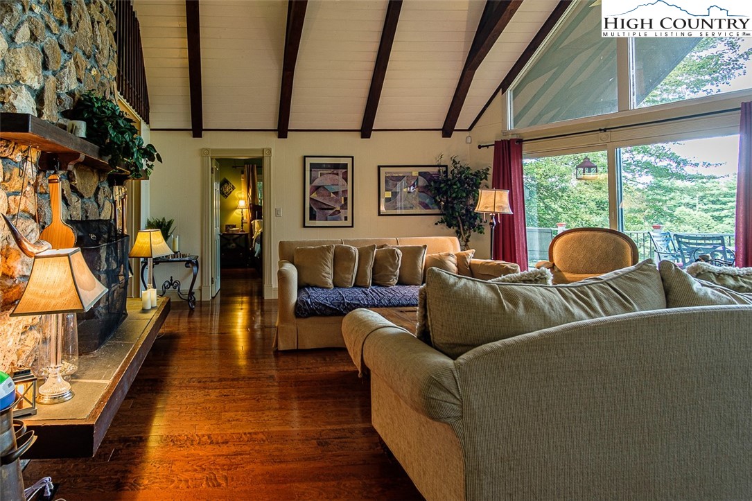 344 Meadow View Road Glade Valley, NC 28627 - Photo 8 of 20 Gallery Image 8