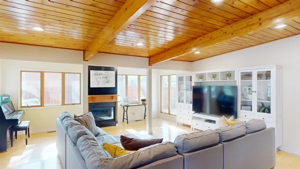 $589,000 | 575 Bellvue Avenue, Lander, WY 82520