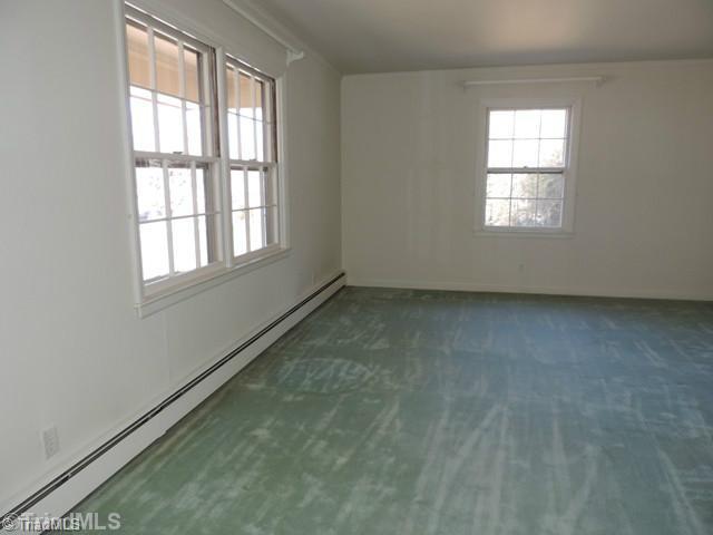 936 Council Street High Point, NC 27262 - Photo 6 of 16 Living Room.