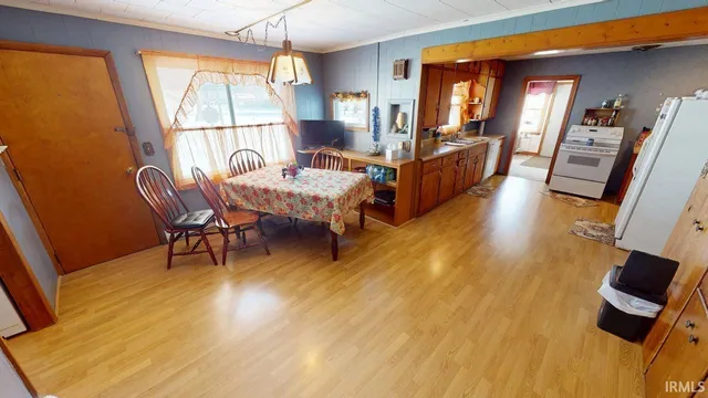 $159,900 | 102 West Virginia Street, Remington, IN 47977