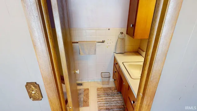 $159,900 | 102 West Virginia Street, Remington, IN 47977