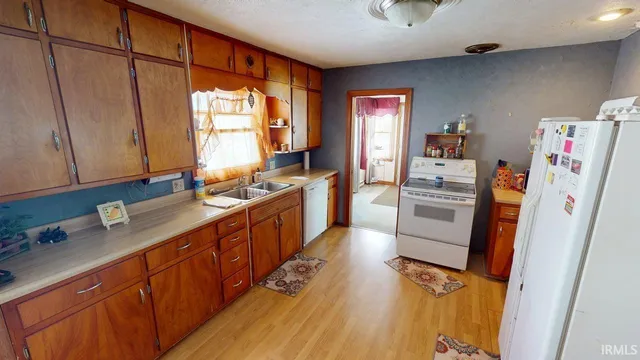 $159,900 | 102 West Virginia Street, Remington, IN 47977