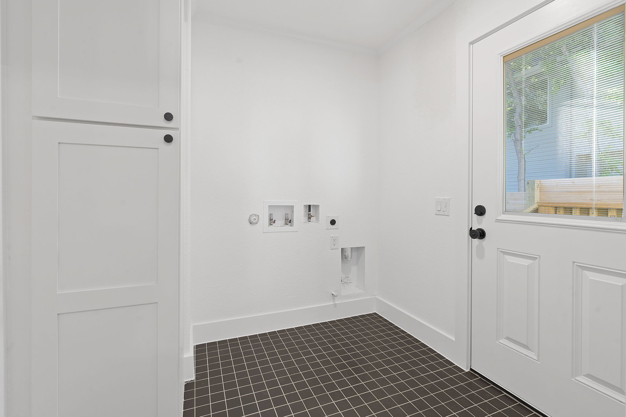 1222 Eleanor Street, Unit 1 Austin, TX 78721 - Photo 15 of 21