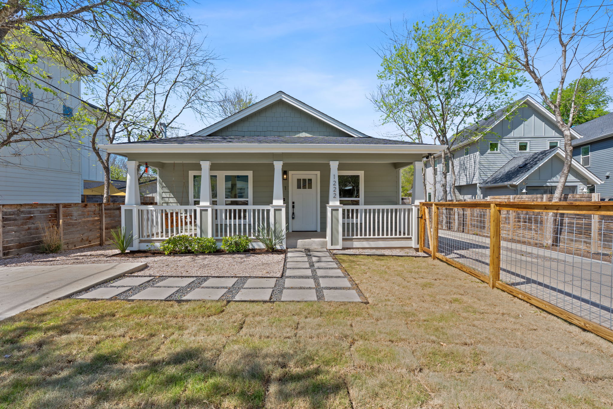 1222 Eleanor Street, Unit 1 Austin, TX 78721 - Photo 3 of 21