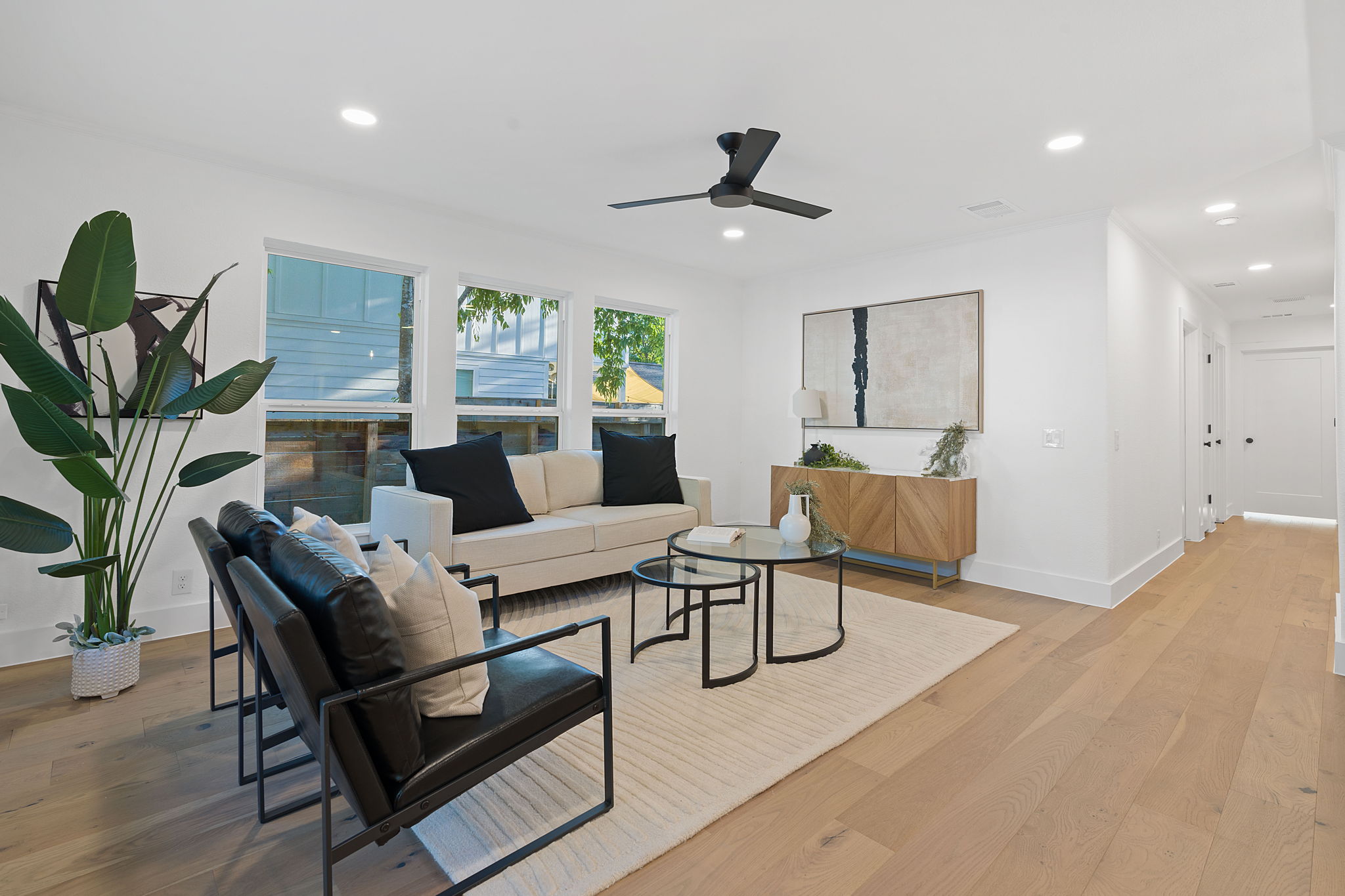 1222 Eleanor Street, Unit 1 Austin, TX 78721 - Photo 4 of 21