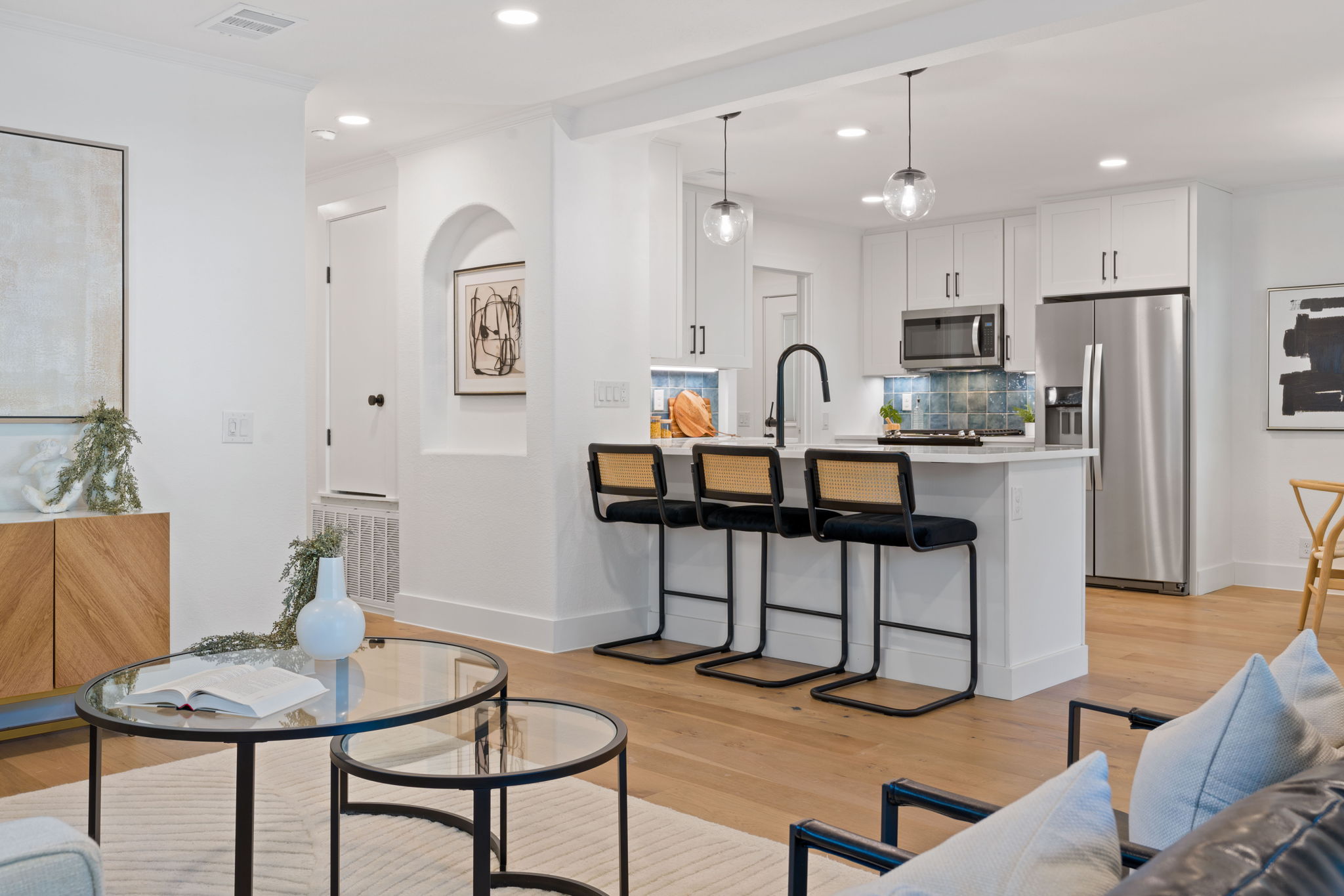 1222 Eleanor Street, Unit 1 Austin, TX 78721 - Photo 5 of 21