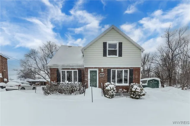 $2,000 | 194 Boncroft Drive, West Seneca, NY 14224