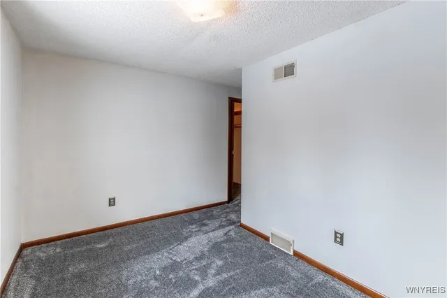 $2,000 | 194 Boncroft Drive, West Seneca, NY 14224