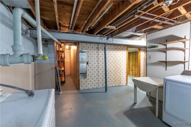 $2,000 | 194 Boncroft Drive, West Seneca, NY 14224