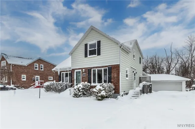 $2,000 | 194 Boncroft Drive, West Seneca, NY 14224