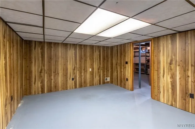 $2,000 | 194 Boncroft Drive, West Seneca, NY 14224