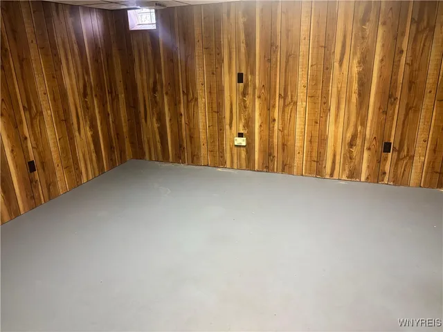 $2,000 | 194 Boncroft Drive, West Seneca, NY 14224