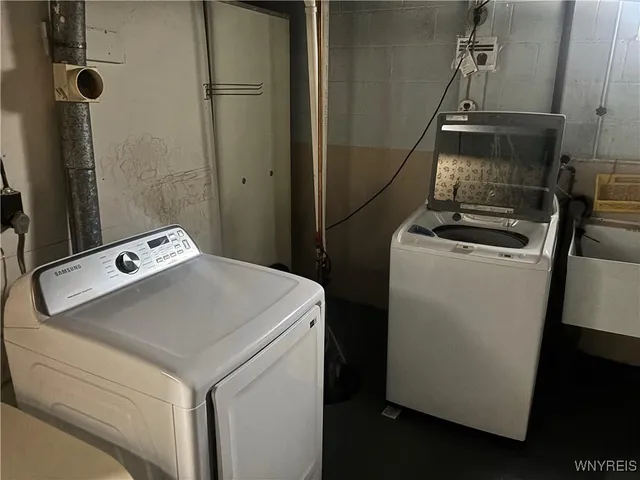 $2,000 | 194 Boncroft Drive, West Seneca, NY 14224